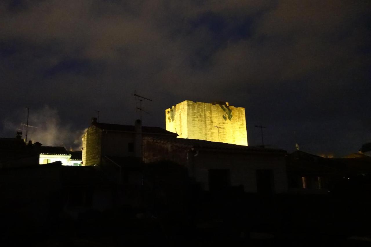 Bel Appartement Terrasse 4 Etoiles Intra Muros Aigues-Mortes Kültér fotó