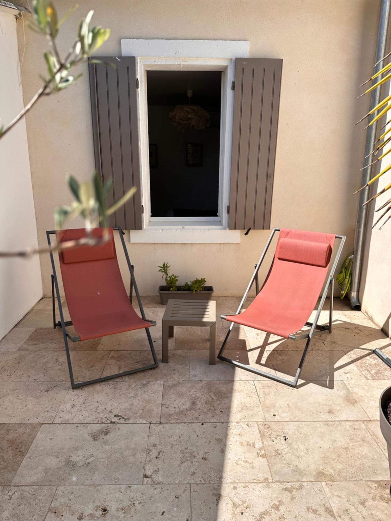 Bel Appartement Terrasse 4 Etoiles Intra Muros Aigues-Mortes Kültér fotó